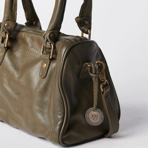 Wanderers Travel Co. The San Montano Crossbody [AVAILABLE IN BLACK OR OLIVE] - Picture 14 of 15
